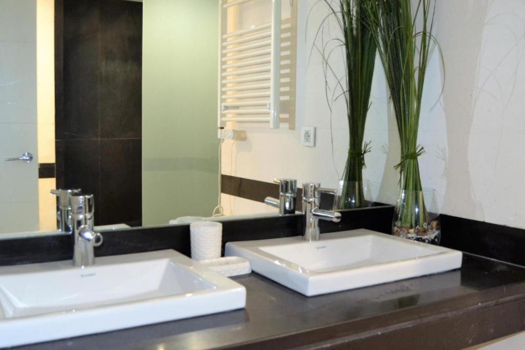 Апартаменты Acogedor Apartamento Junto Al Museo Picasso Малага Экстерьер фото