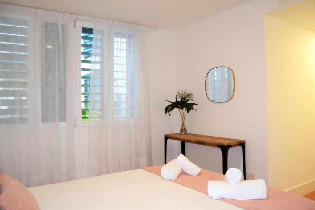 Апартаменты Acogedor Apartamento Junto Al Museo Picasso Малага Экстерьер фото