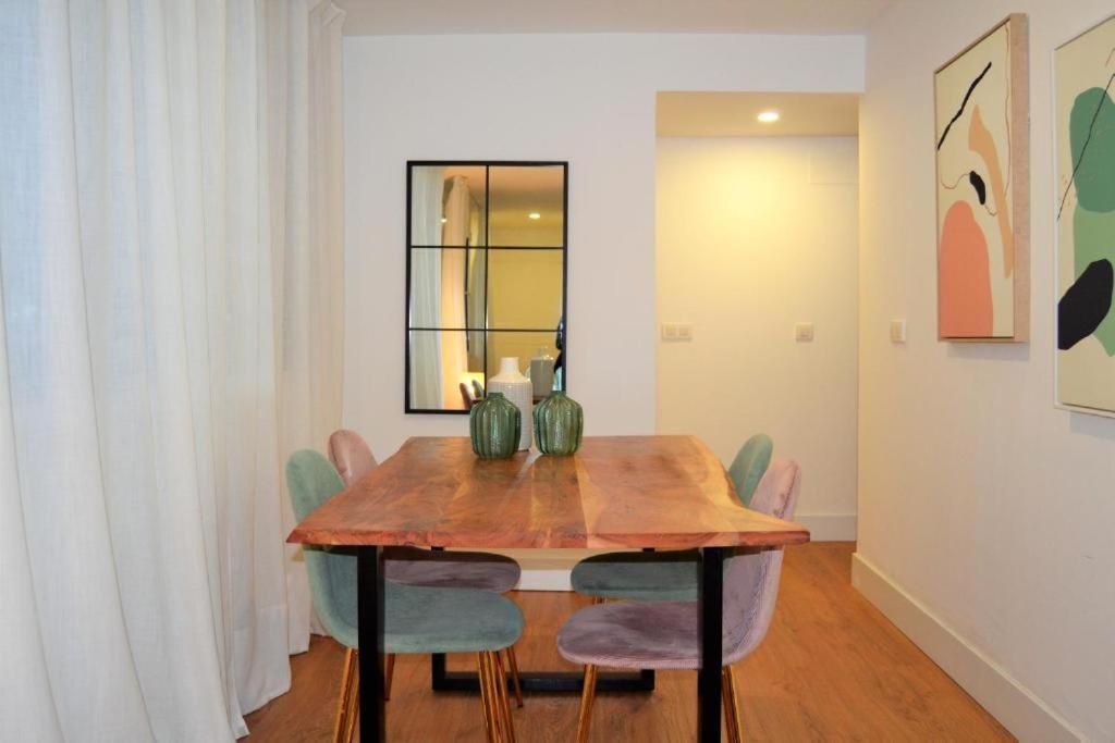 Апартаменты Acogedor Apartamento Junto Al Museo Picasso Малага Экстерьер фото
